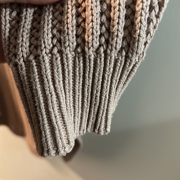 Express turtle neck sweater - Picture 3 of 5